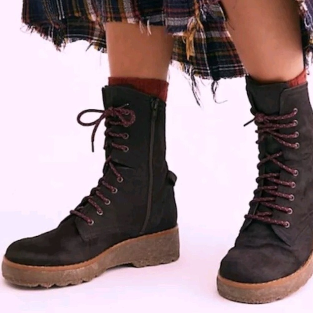 Free People Taos Cow Hair Leather Lace Up Lug Crepe Sole Boots Sz 11 Burgundy
